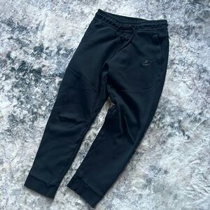 Nike Black Tapered Sweatpants with Drawstring